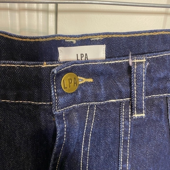 LPA Bea Mid Rise Barrel Cargo in Indigo Dark Rinse
Revolve - Picture 13 of 14